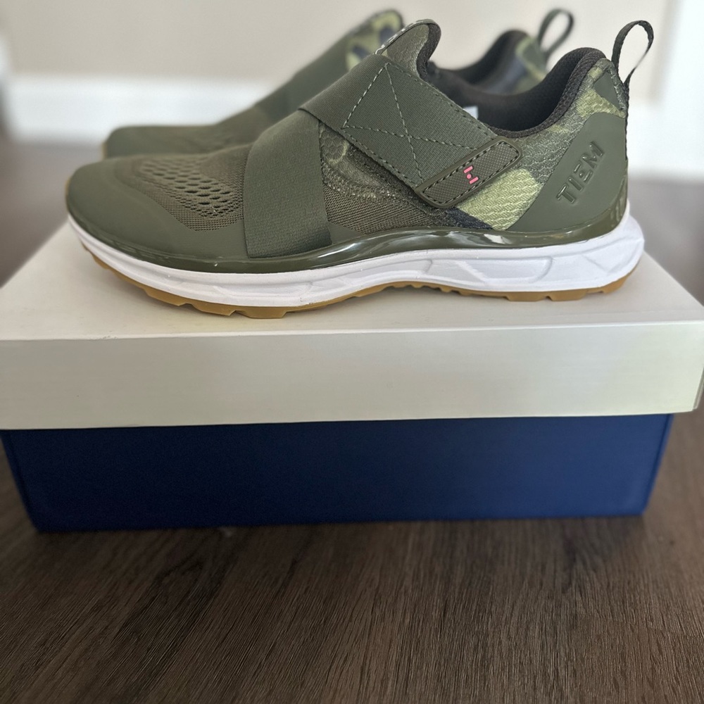 Time Slipstream Indoor Cycle Shoe Size 7 (EU 38) in Green Cammo